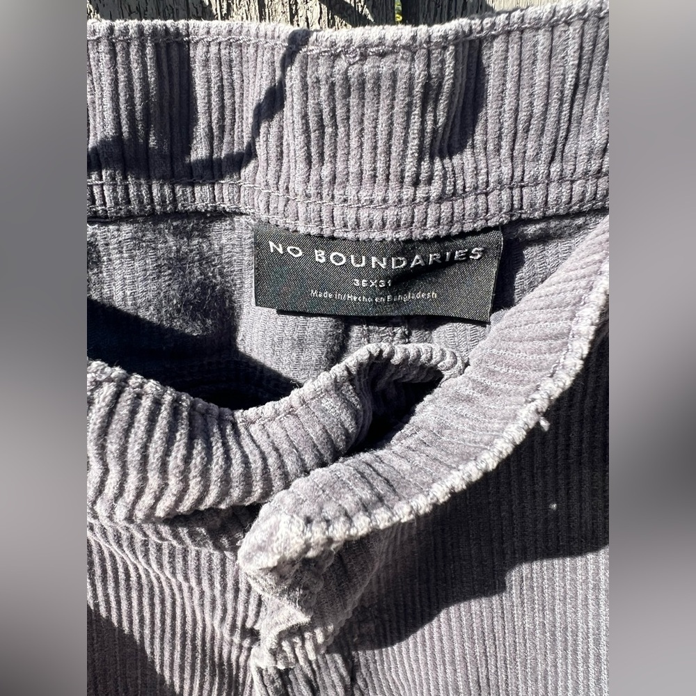 No Boundaries Men’s Corduroy Cargo Pants In Grey Color. - Picture 5 of 5